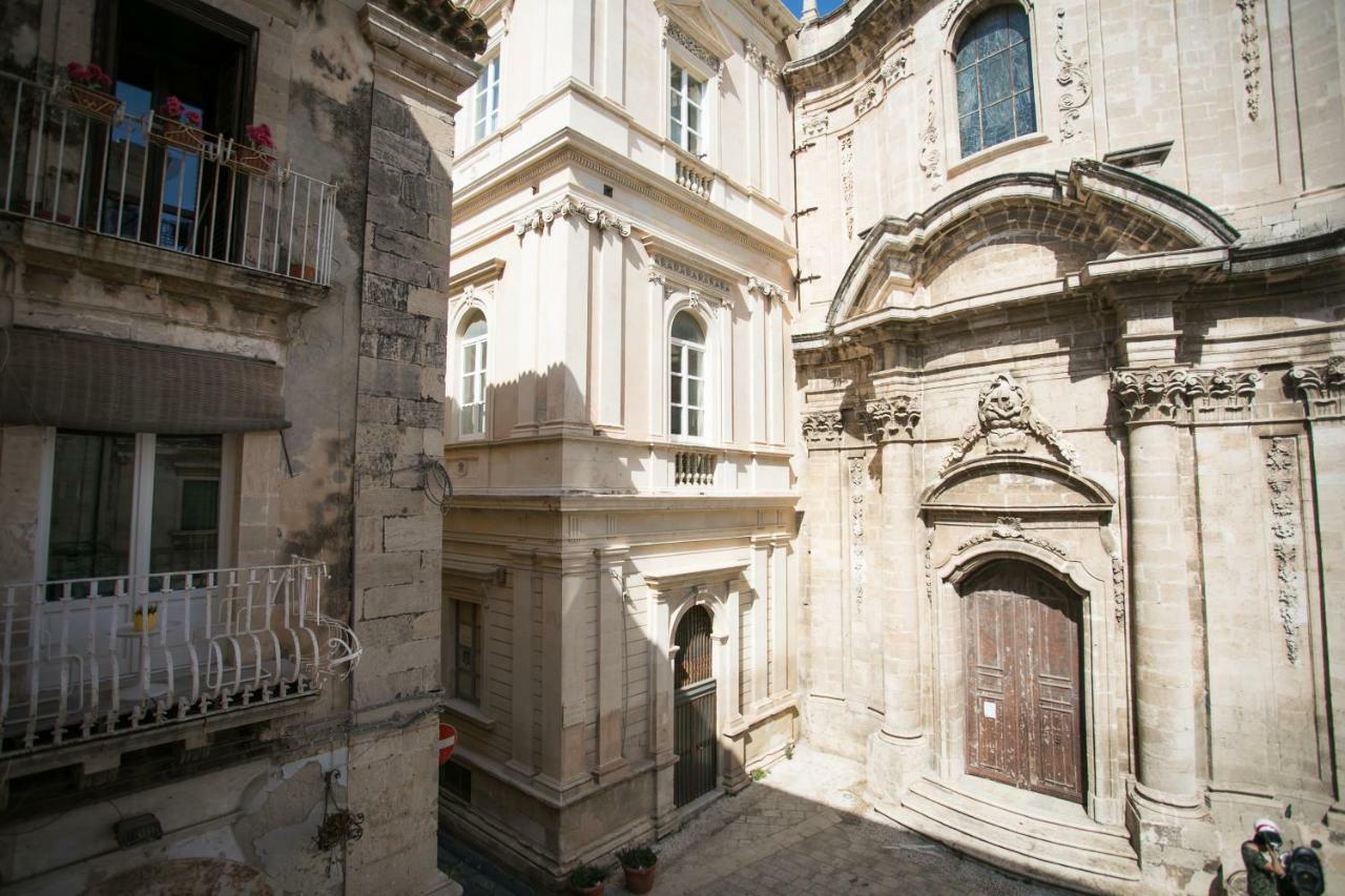 Ortigia Casa Fab Apartman Szirakúza Kültér fotó